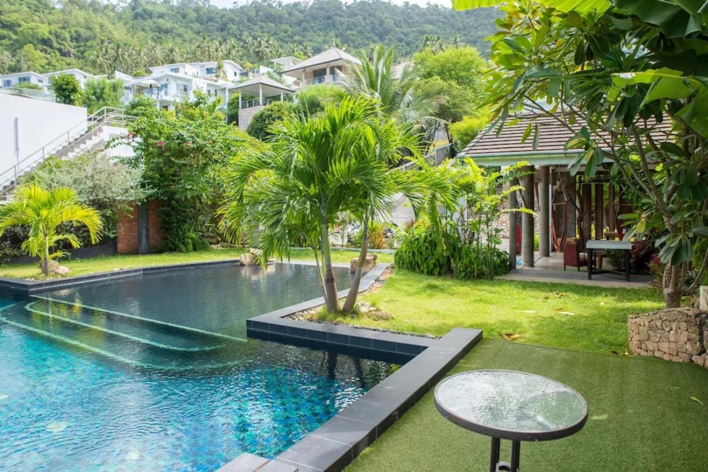 Cosy Flat 2 Bedroom - M2 Sea View & Shared Pool Lejlighed *
